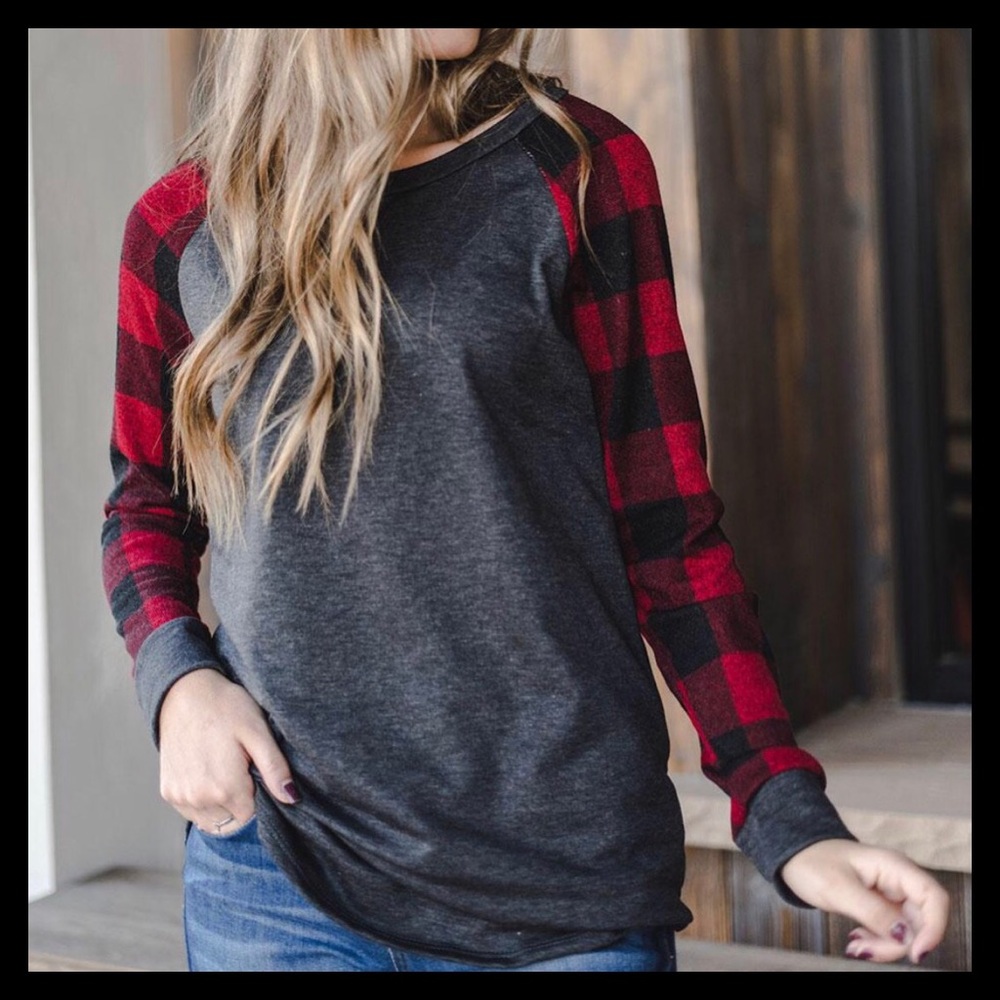 RESTOCK SOON!! Mixed Material Top/Perfect for Fall - Picture 2 of 3